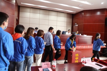 至尊国际纸业工会第七届会员代表大会圆满举行