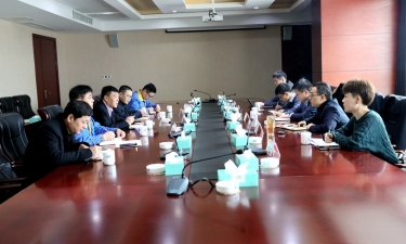 【要闻】平湖市委常委、、、副市长戴振一行莅临至尊国际纸业调研指导