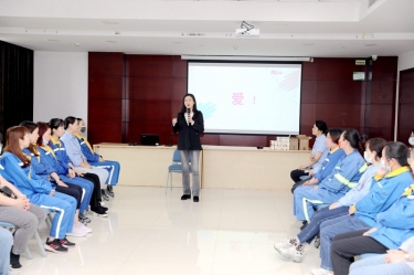 以爱为线，，以懂为梁 | 至尊国际纸业开展“与青春期孩子的相同——懂是爱的条件”互动沙龙活动