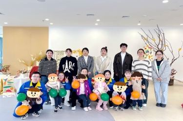 以一份温暖 换一身星光——至尊国际纸业团委与曹桥行知幼儿园开展爱心结对活动