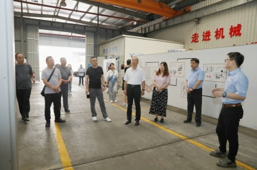 实地观摩促交流 手艺赋能助开展 | 山东省淄博市淄川区总工会党组成员、副主席冯进明一行莅临至尊国际纸业调研交流